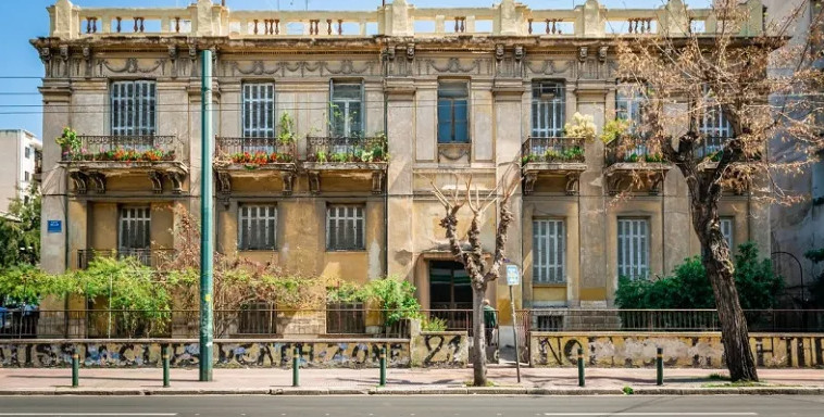 Αυτή είναι η παλαιότερη πολυκατοικία της Αθήνας