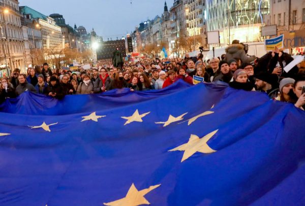 Ουκρανία: Δέκα χώρες της Ευρώπης προτιμούν τον τερματισμό του πολέμου, παρά την απόδοση ευθυνών στη Ρωσία