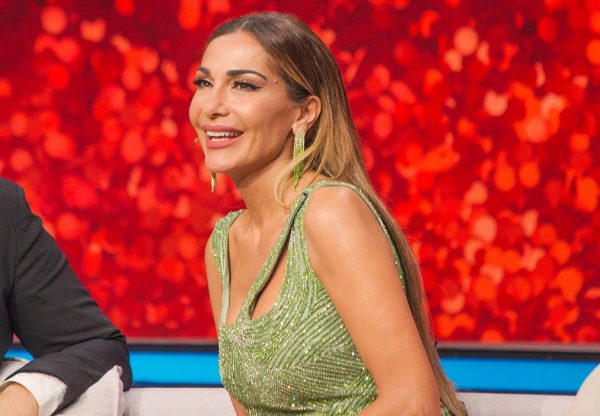 Δέσποινα Βανδή: Τι ακούει όταν είναι ερωτευμένη; – Η επική απάντηση