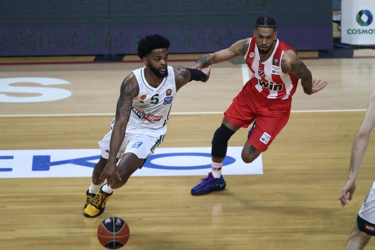 LIVE: Παναθηναϊκός – Ολυμπιακός 72-78 (τελικό)