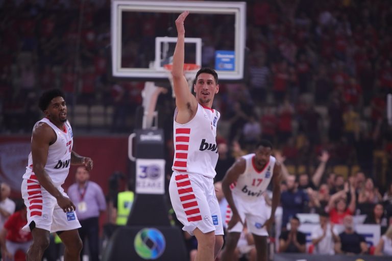 Λαρεντζάκης: «Μοναδικό μελανό σημείο είναι πως σταματάει ο Πρίντεζης»