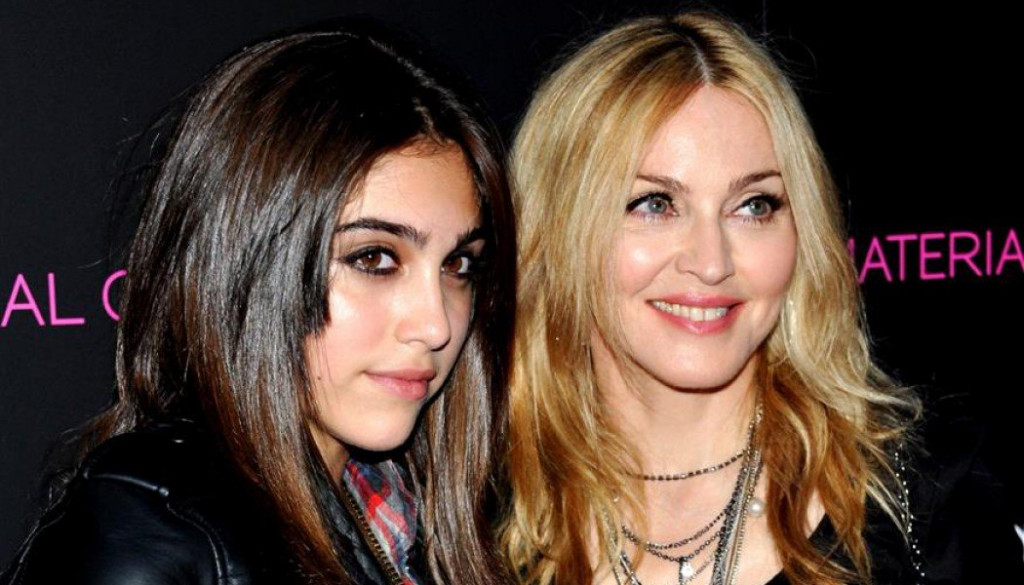 Μαντόνα: Νέο ακατάλληλο βίντεο από την κόρη της – Θυμίζει… τη μητέρα της όταν μεσουρανούσε