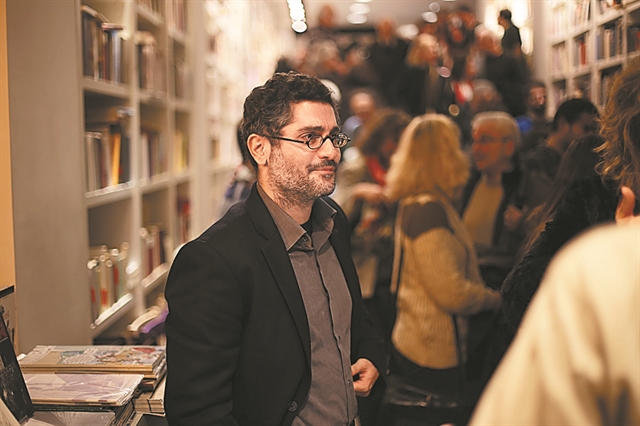 Μπαλαμπανίδης: «Η απόφαση για τις αμβλώσεις είναι το τραγικό παράδειγμα των “πολέμων της κουλτούρας”»