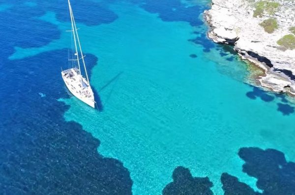 Τσελεβίνια: Το άγνωστο εξωτικό ακρωτήρι της Πελοποννήσου