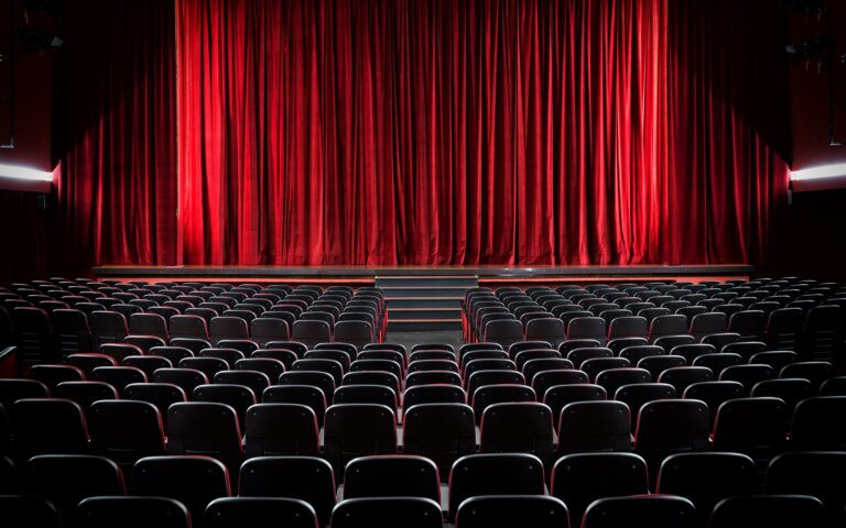 Γιάννης Βασιλώττος: «Έχω πάρει 4,5 ευρώ αμοιβή για να παίξω στο θέατρο…»