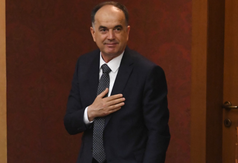 Αλβανία: Ο αρχηγός των ενόπλων δυνάμεων εξελέγη πρόεδρος της χώρας