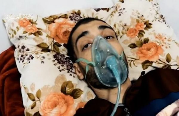 Λωρίδα της Γάζας: Η Χαμάς έδωσε στη δημοσιότητα για πρώτη φορά βίντεο με Ισραηλινό που κρατείται αιχμάλωτος