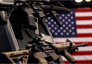 ΗΠΑ: Περισσότεροι από 124 νεκροί σε τουλάχιστον 300 περιστατικά με πυροβολισμούς από την Παρασκευή