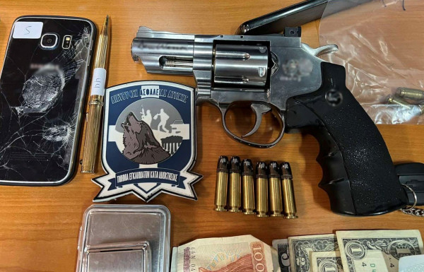 Εγκληματική οργάνωση: 72χρονος με μπαστούνι ο «μεγάλος αρχηγός»