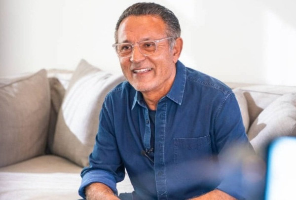 Elie Tahari, από τον καταυλισμό και το μεροκάματο των 50 σεντς με δική του αυτοκρατορία μόδας