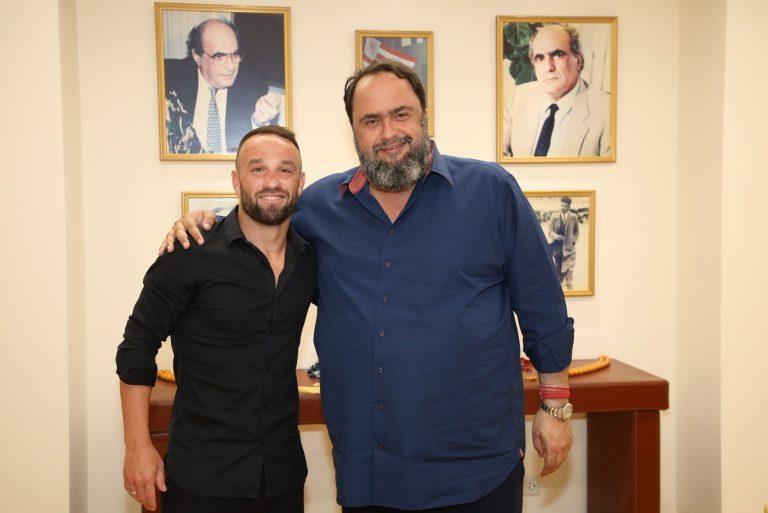 Επίσημο: Στον Θρύλο και τη νέα σεζόν ο Βαλμπουενά!