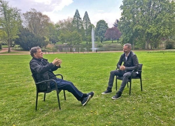 Euro 2004: Το μεγαλύτερο ποδοσφαιρικό θαύμα ενηλικιώνεται – και το γιορτάζουμε σε «2004 Δευτερόλεπτα»