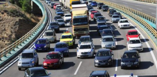 Κρήτη: Χρησιμοποιούσε μία πινακίδα για δύο οχήματα για να γλιτώνει τα τέλη κυκλοφορίας