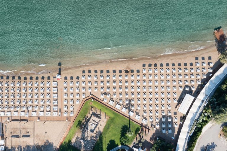 Ζήσαμε την πιο πολυτελή εμπειρία καλοκαιρινής χαλάρωσης μια ανάσα από το κέντρο της Αθήνας