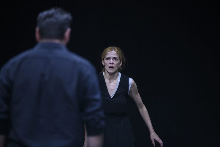 Ιωάννα Παππά: Βραδινή έξοδος με την εντυπωσιακή αδερφή της