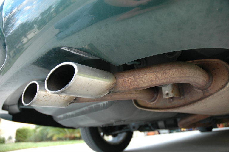 Αυτοκίνητο: Εταιρείες και φορείς στην Ευρώπη αντιδρούν στην απαγόρευση των κινητήρων εσωτερικής καύσης