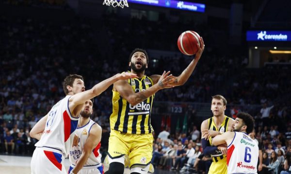 Η Φενέρ πήρε το πρωτάθλημα στην Τουρκία στην έδρα της Εφές (92-80)