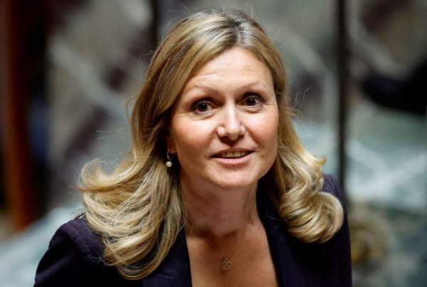 Γιαέλ Μπρον-Πιβέ: Από ακτιβίστρια, πρώτη γυναίκα πρόεδρος της γαλλικής Εθνοσυνέλευσης