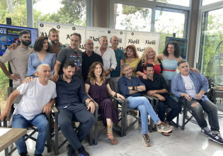 Η Δήμητρα Παπαδοπούλου και οι συντελεστές της επιθεώρησης του Άλσους αναρωτιούνται «Τι Ζούμε, ρε;»