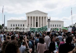 Αμβλώσεις: Το Μιζούρι έγινε η πρώτη πολιτεία που απαγορεύει τις αμβλώσεις στις ΗΠΑ