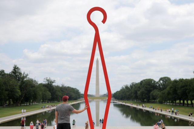 Βατικανό: Καλωσόρισε την απόφαση για τις αμβλώσεις