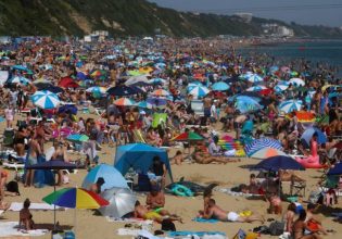 Καύσωνας: Πυρκαγιές στην Ευρώπη από τις ακραίες θερμοκρασίες