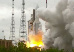 NASA: Για πρώτη φορά εκτόξευσε πύραυλο εκτός αμερικανικής επικράτειας