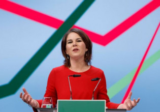 Γερμανίδα ΥΠΕΞ: Η Ουκρανία πρέπει να κερδίσει τον πόλεμο – Ο Πούτιν πρέπει να χάσει και μάλιστα στρατηγικά