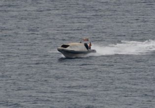 Ρόδος: Ιστιοφόρο με 56 μετανάστες προσάραξε σε κολπίσκο στη Ρόδο