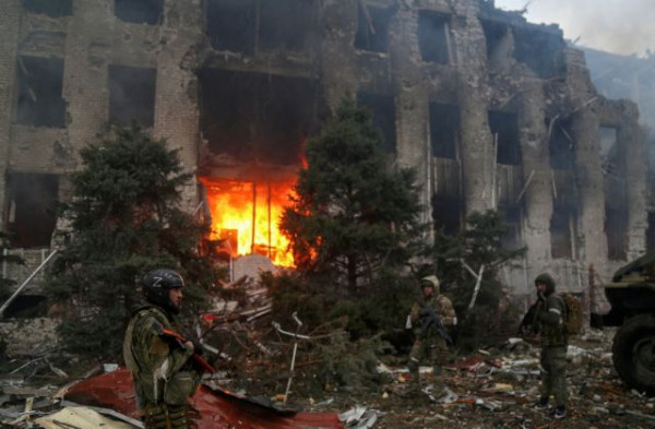 Ουκρανία: Οι σοροί των μαχητών της Μαριούπολης παραδόθηκαν στις οικογένειές τους