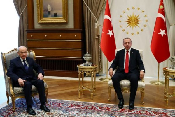 Μπαχτσελί: Η Τουρκία να ορίσει μονομερώς ΑΟΖ σε Αιγαίο και Ανατ. Μεσόγειο