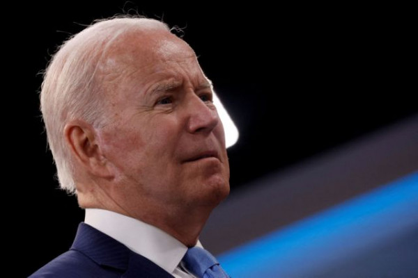 ΗΠΑ: Δεν προβλέπεται άμεσα μείωση της τιμής των καυσίμων – Τι θα κάνει ο Μπάιντεν