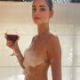 Κιάρα Φεράνι: Φωτογραφίζεται με το «γυμνό» μπλουζάκι της και… ανεβάζει την θερμοκρασία