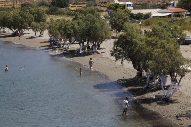 Κύθνος: Το νησί της απλότητας και της φιλοξενίας με τις 99 παραδεισένιες παραλίες