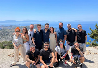 Χαμός σε Σύμη και Ρόδο για τη «Γη της Ελιάς» – Κοσμοσυρροή στα γυρίσματα [Εικόνες]