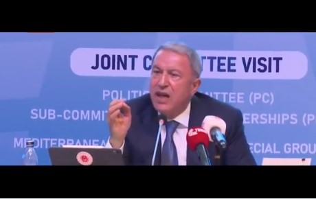 Ακάρ: Δείτε βίντεο με το επεισόδιο με τους Έλληνες βουλευτές