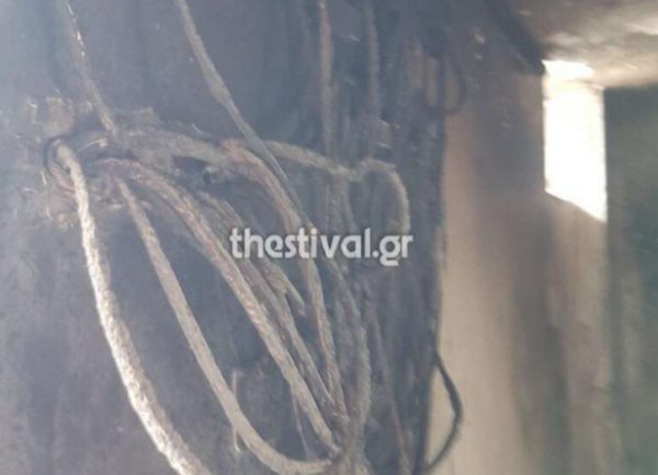 Θεσσαλονίκη: Κεραυνός χτύπησε πολυκατοικία και έπιασε φωτιά