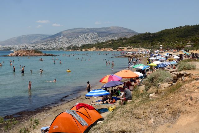 Guardian: «Τόσο πανέμορφη, που θα δακρύσετε» – Ποιες παραλίες της Ελλάδας εντυπωσιάζουν περισσότερο