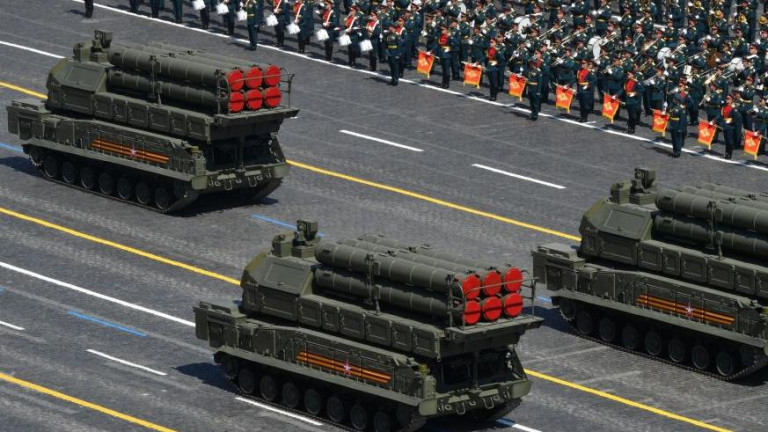 Νατοϊκή επίδειξη ισχύος στη… γειτονιά του Πούτιν