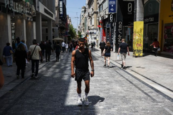 Κοροναϊός: «Κίνδυνος για έξαρση του ιού μέσα στο καλοκαίρι» λέει ο Τζανάκης – 100 εισαγωγές ασθενών καθημερινά