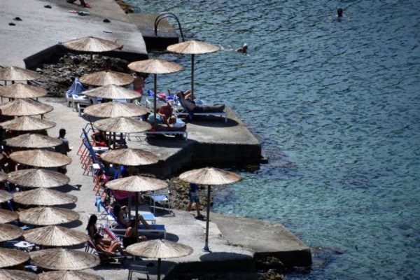 Καιρός: Σκαρφαλώνει ο υδράργυρος – «Καυτή» η εβδομάδα που έρχεται