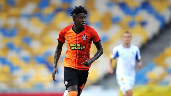 Πρόταση της ΑΕΚ στη Σαχτάρ για Βιτάο