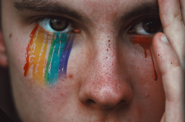 100 ημέρες πολέμου: Οι ΛΟΑΤΚΙ+ Ουκρανοί χρειάζονται βοήθεια περισσότερο από ποτέ