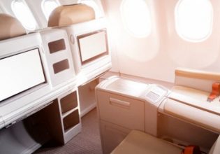 Σάλος με το «αηδιαστικό» γεύμα αεροπορικής εταιρείας σε επιβάτες της πρώτης θέσης – Δείτε εικόνα