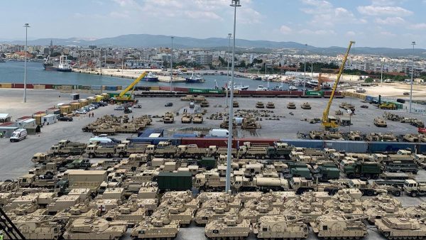 Αλεξανδρούπολη: Το μεγαλύτερο rotation στρατιωτικού υλικού του ΝΑΤΟ που έχει διακινηθεί ποτέ