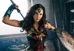 Wonder Woman: Το ντεμπούτο της Αμαζόνας πολεμίστριας άγγιξε επταψήφια τιμή σε δημοπρασία
