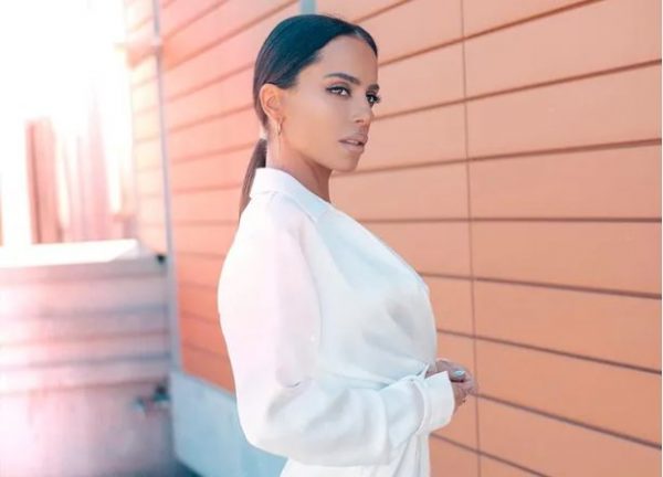 Τα… πέταξε όλα η Μαρία Αντωνά: Οι φωτογραφίες που αναστάτωσαν και το σέξι τατουάζ