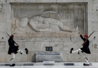 Τα ωραιότερα λόγια που ειπώθηκαν ποτέ στον Άγνωστο Στρατιώτη