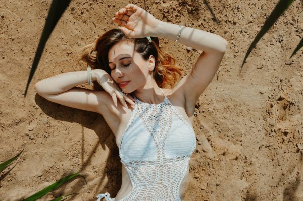 Μαύρισμα: Συμβουλές για να πετύχετε το τέλειο αποτέλεσμα