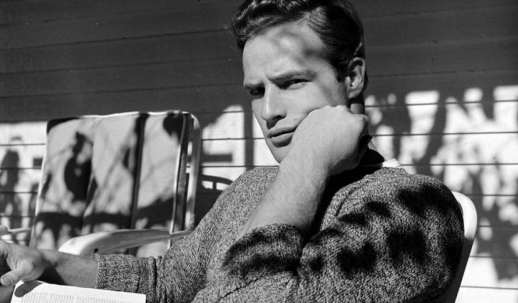 Μάρλον Μπράντο: Η πολυτάραχη ζωή με εκατοντάδες γυναίκες και άνδρες εραστές